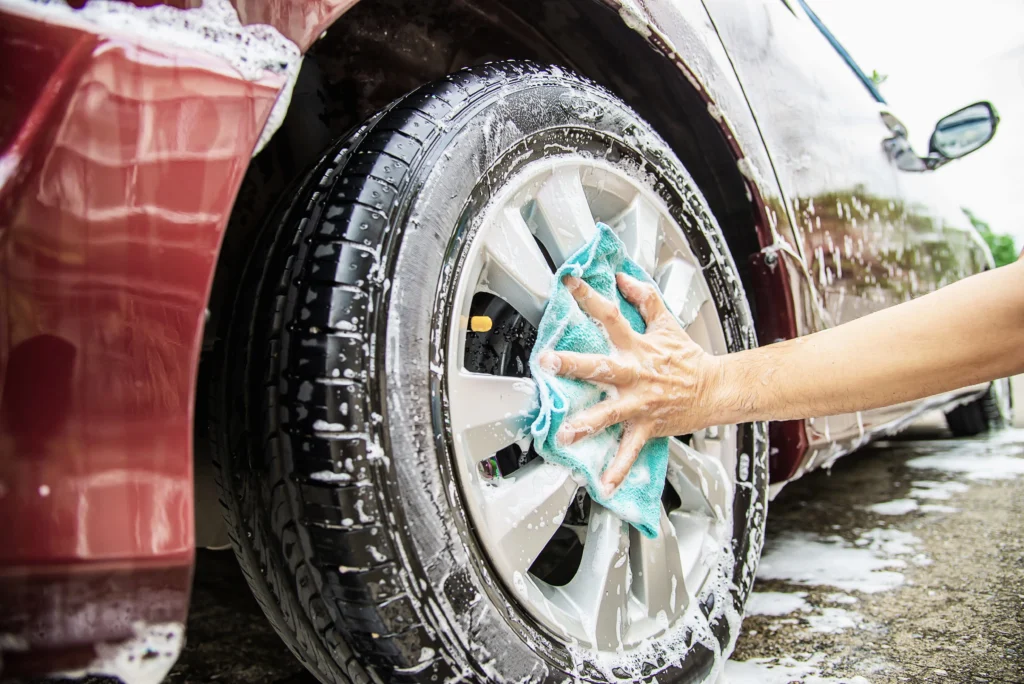Mobile Auto Detailing vs Traditional Car Wash: What’s Better?